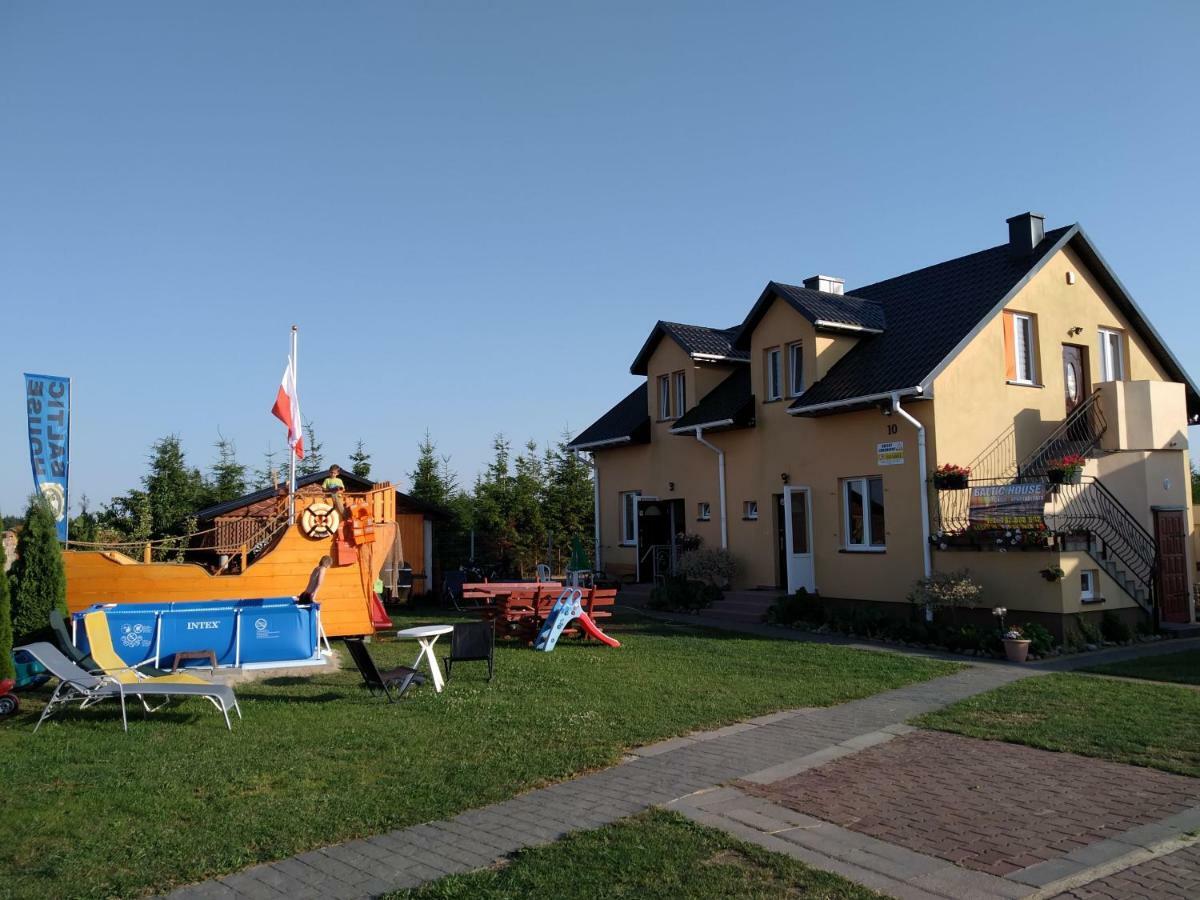 ホテル Baltic-House Gąski エクステリア 写真